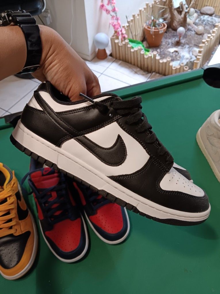 Nike Panda Dunks Size 10