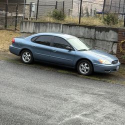 2006 Ford Taurus