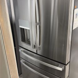 GE French Door Refrigerator 