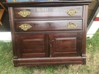 Antique End table or nightstand