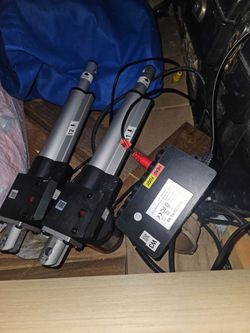 ACTUATOR MOTORS AND CONTROL BOX