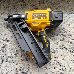 DEWALT  30G