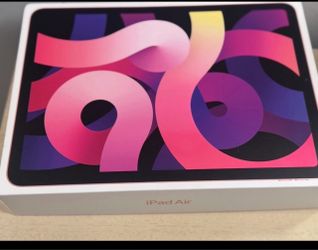 Apple iPad Air in Box