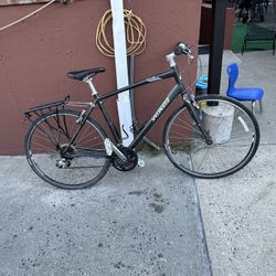 Sirus 29 Inch Specialized Bicycle