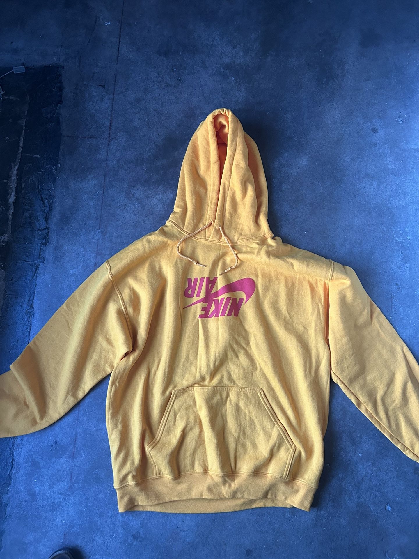Travis Scott x Nike Air Jordan Hoodie – Size L