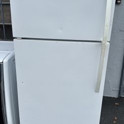 Refrigerator Kenmore 