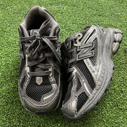 New balance size 1 youth