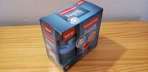 Rubbermaid Leak proof Entree Kit. Lunch Blox