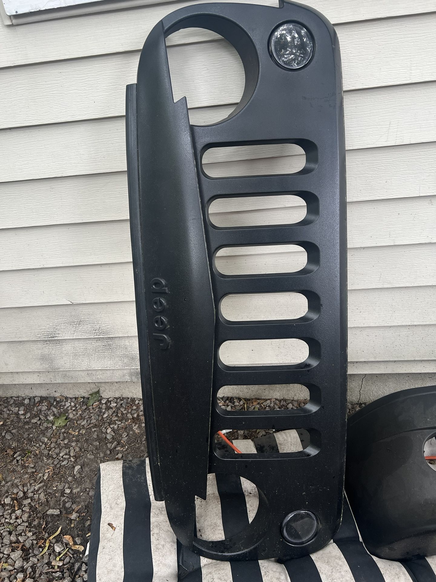 Jeep Grill