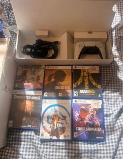 PS5 with 7 games