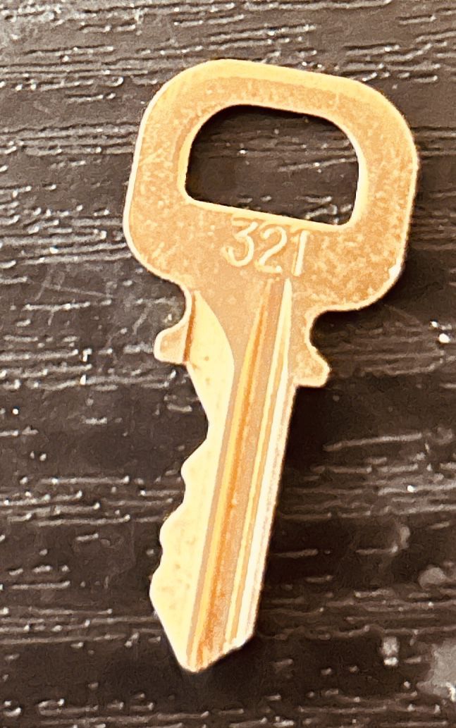 Louis Vuitton padlock And Key 