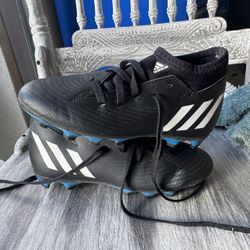 Adidas Youth Predator Cleats 