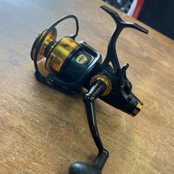 Penn Spinfisher VII 6500 LL . Bait Runner Style Spinning Fishing Reel 