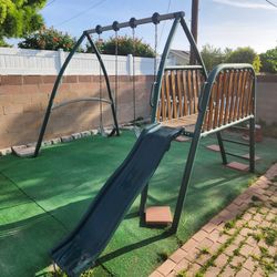 Free Swingset