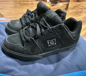 Men's DC SHOE size 9 Pure skate shoes Sneaker Black on Black