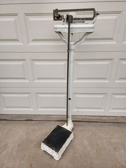 White Vintage Continental Doctor Floor Scale & Height Measurement