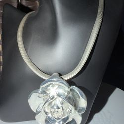 Orpaz (PZ) Sterling Rose Pendant With Milor Omega Chain 7mm