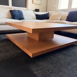 Pila Coffee Table