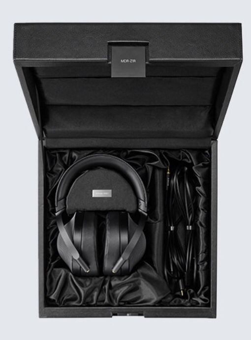 SONY Premium headphones MDR- Z1R