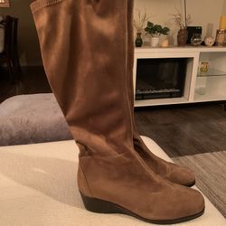 A2 by Aerosols suede Boots beige size 7