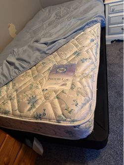 Twin bed