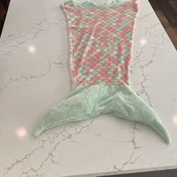 mermaid tail blanket 
