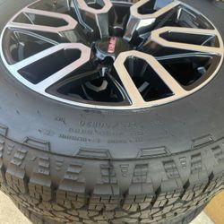 2026 GMC AT4 OEM (NEW&NUEVOS) RIMS-TIRES 275/60/R20 🛻