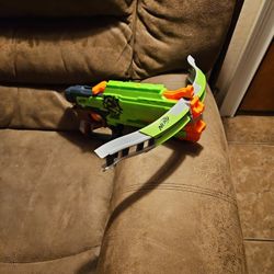 Nerf Zombiestrike Crossfire