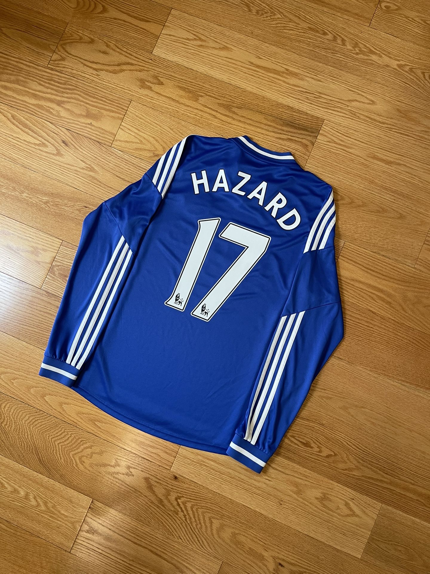 Adidas Chelsea EDEN HAZARD 2013/14 home jersey (Size Medium) 