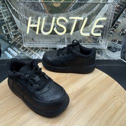 Nike Air Force 1 Low TD Triple Black Toddler Size 8C Sneakers