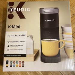 Keurig K-Mini Coffee Maker, Single Serve K-Cup Pod Coffee Brewer, 6 to 12 Oz. Brew Sizes, Matte Black