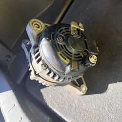 Great Oem  Alternator 2004-2008  Acura Tsx