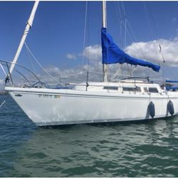 1975 Catalina 27 Sailboat