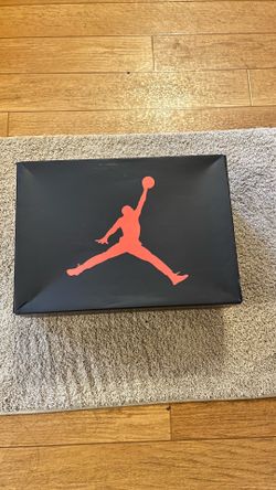 Pure white 3’s Size 9.5