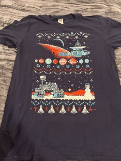 Graphic Men’s Shirt  Size M