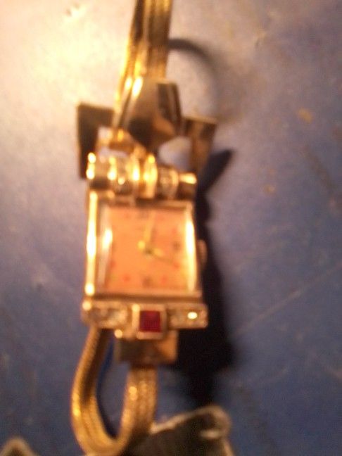 Antique Ladies Watch 5%12k Gold art Deco