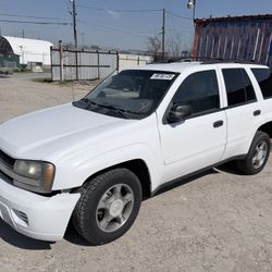 2008 CHEVY TRAILBLAZER FOR PARTS 