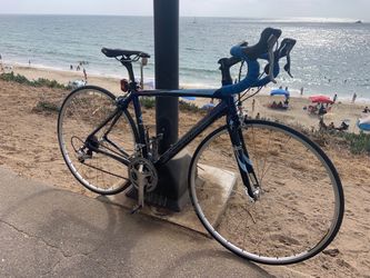 Specialized ruby. 20 speed small size lightweight carbon fiber frame with Shimano 105 components