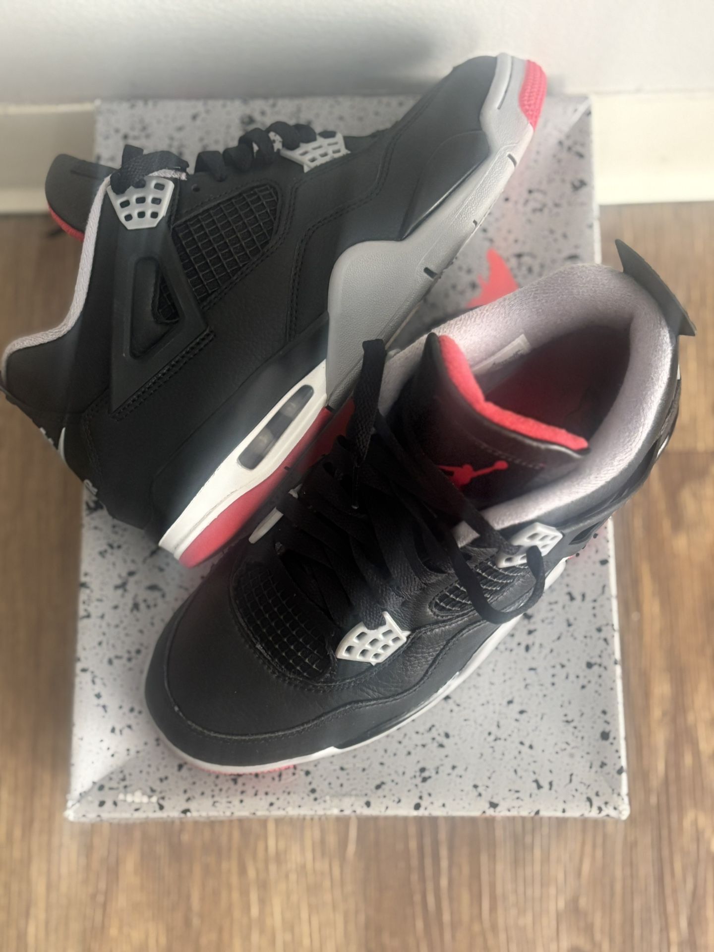 Air Jordan 4 Retro