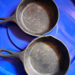 Cast Iron Pans 6"