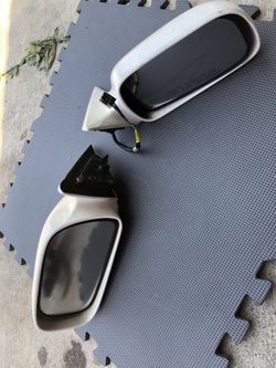 02 toyota solara mirrors