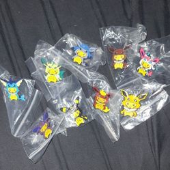 Pikachu Eevee Poncho Pins