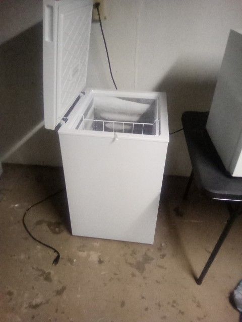 Deep Freezer White