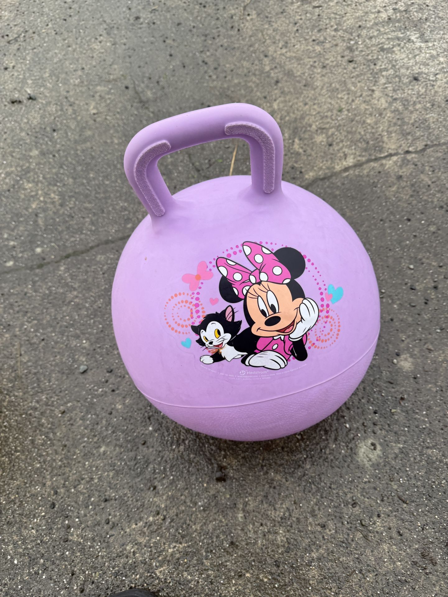 *PENDING* FREE Minnie Mouse Toddler Sit-n-Bounce Ball