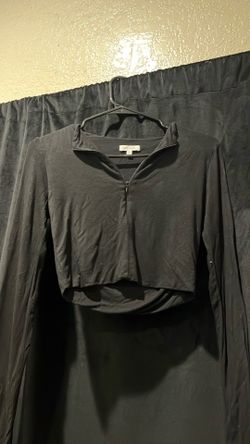 Médium Shirt Size Medium 