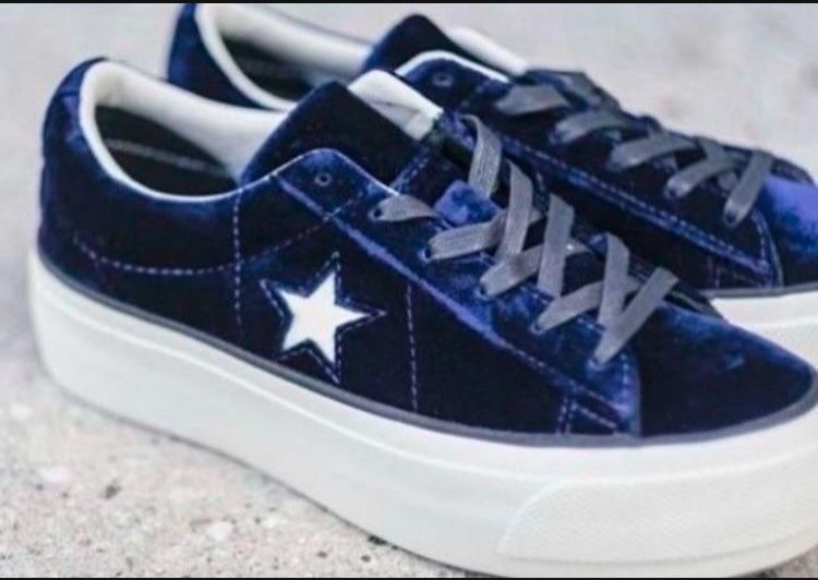CONVERSE ONE STAR VELVET PLATFORM SHOES