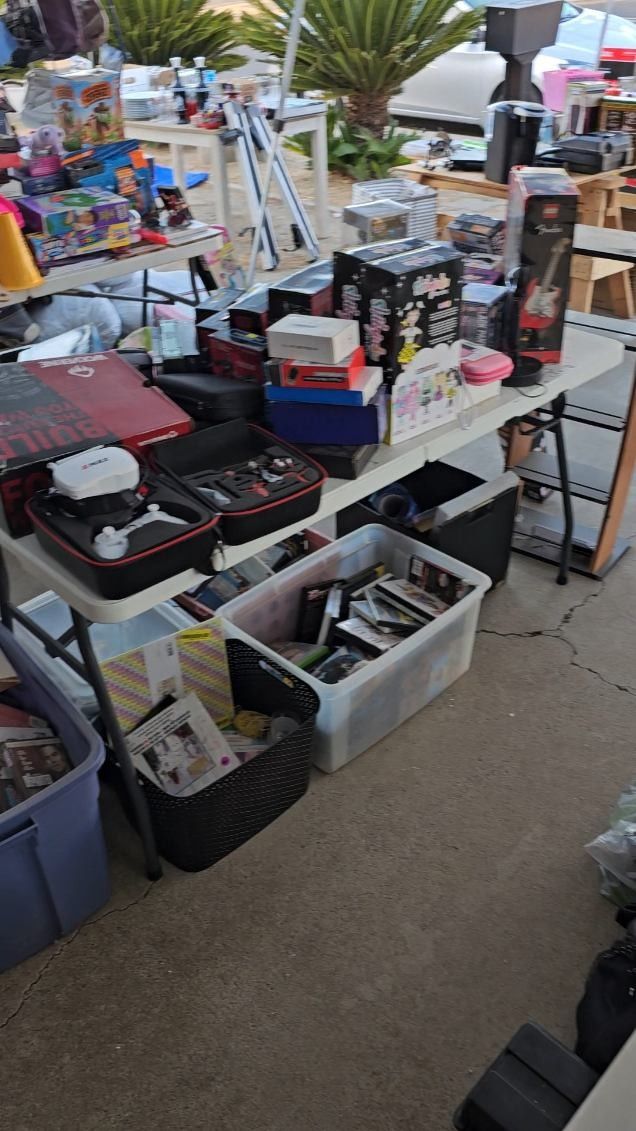 Yardsale: Sep. 26-28th