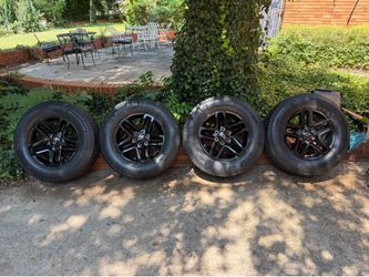 Rines 18”  trailboss 6 lug Chevy GMC Cadillac $750