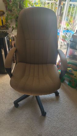 Adjustable High-Back Office Chair with Armrests