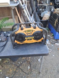 Dewalt  radio 18 v